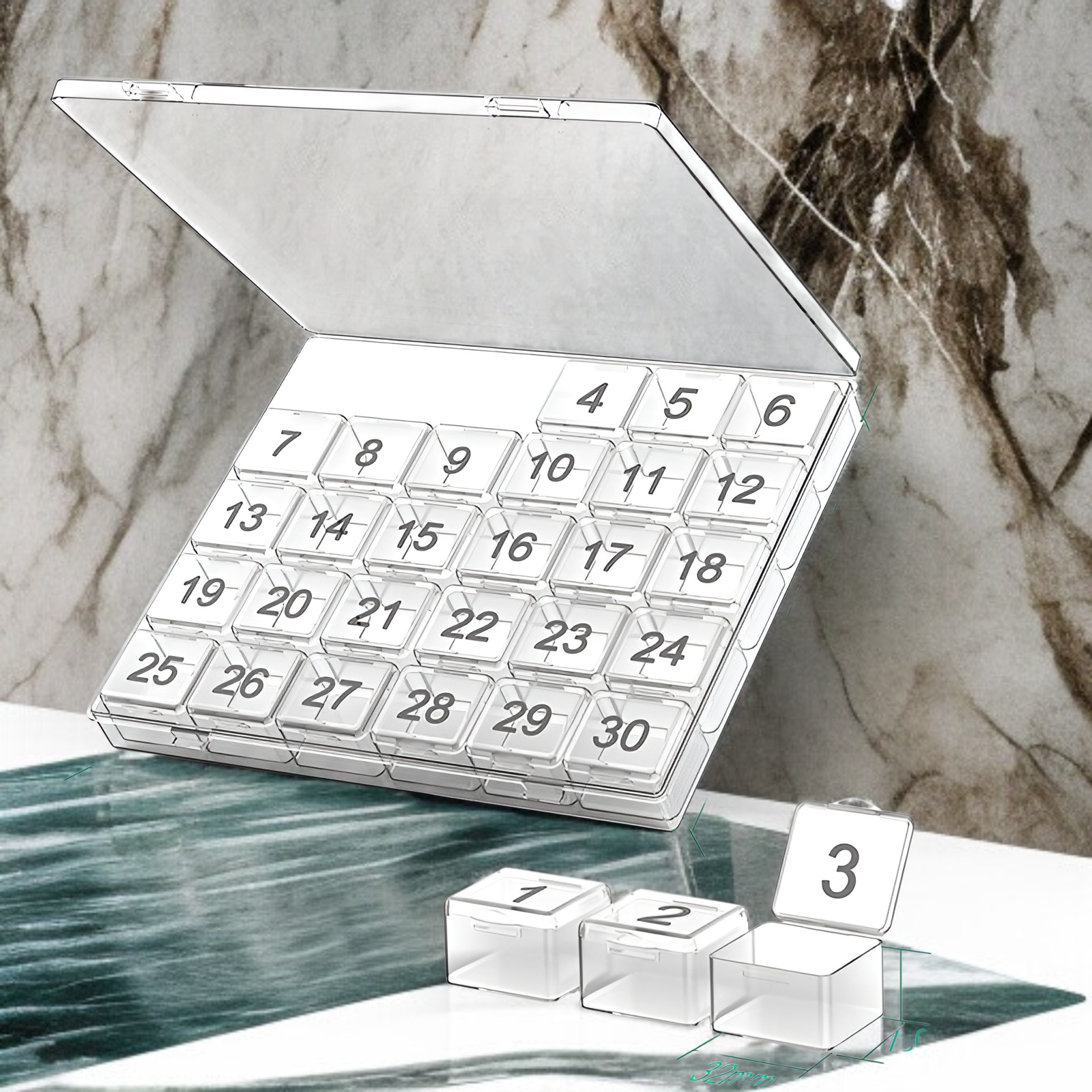 日付ごとに分けられた薬収納ケース