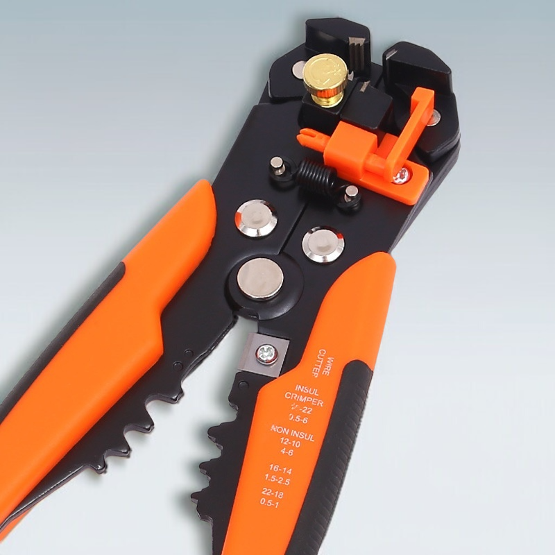 Multifunctional electrician stripping pliers