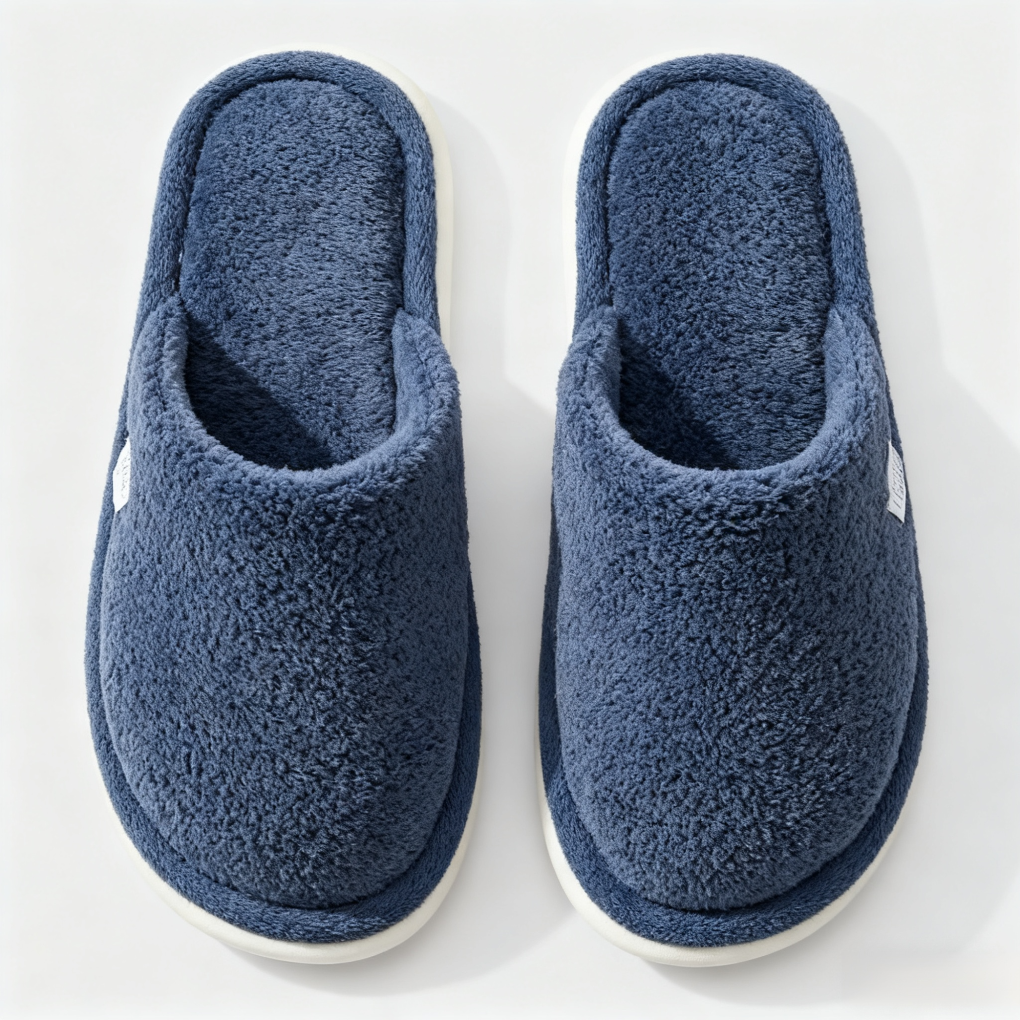 부드러운 면 소재 슬리퍼 근접 사진