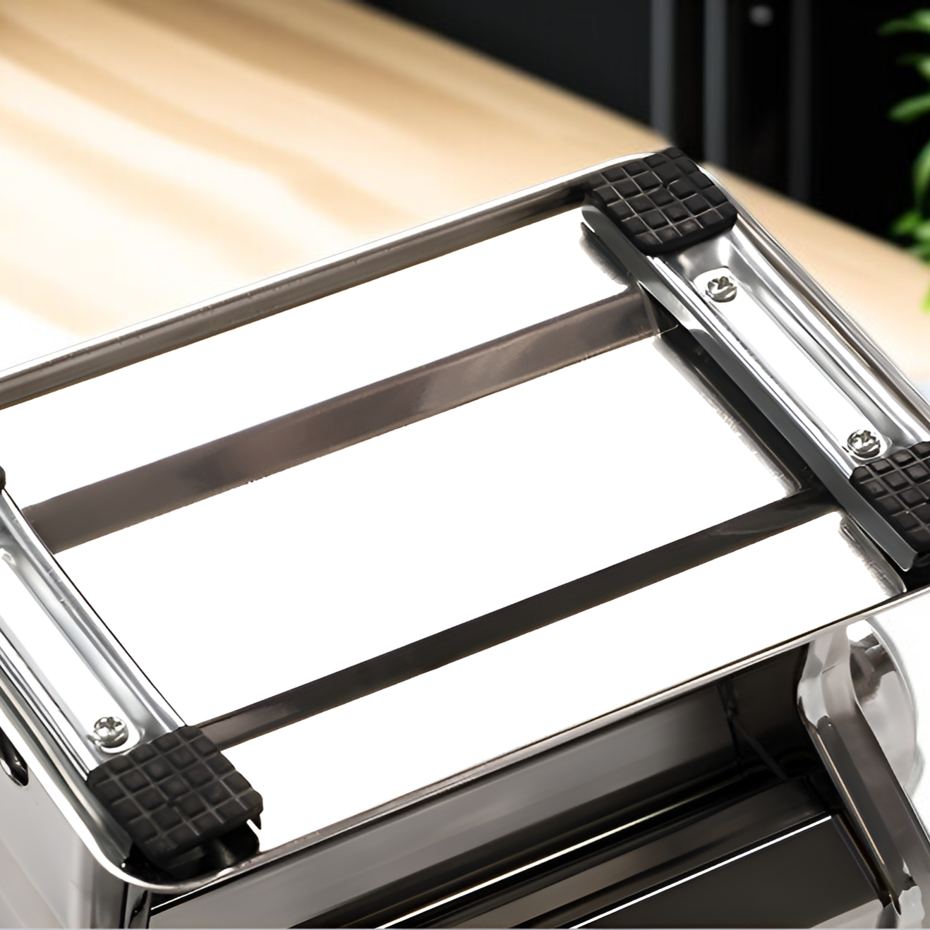 เครื่องทำเส้นก๋วยเตี๋ยวแบบใช้มือขนาดเล็กในครัวเรือน