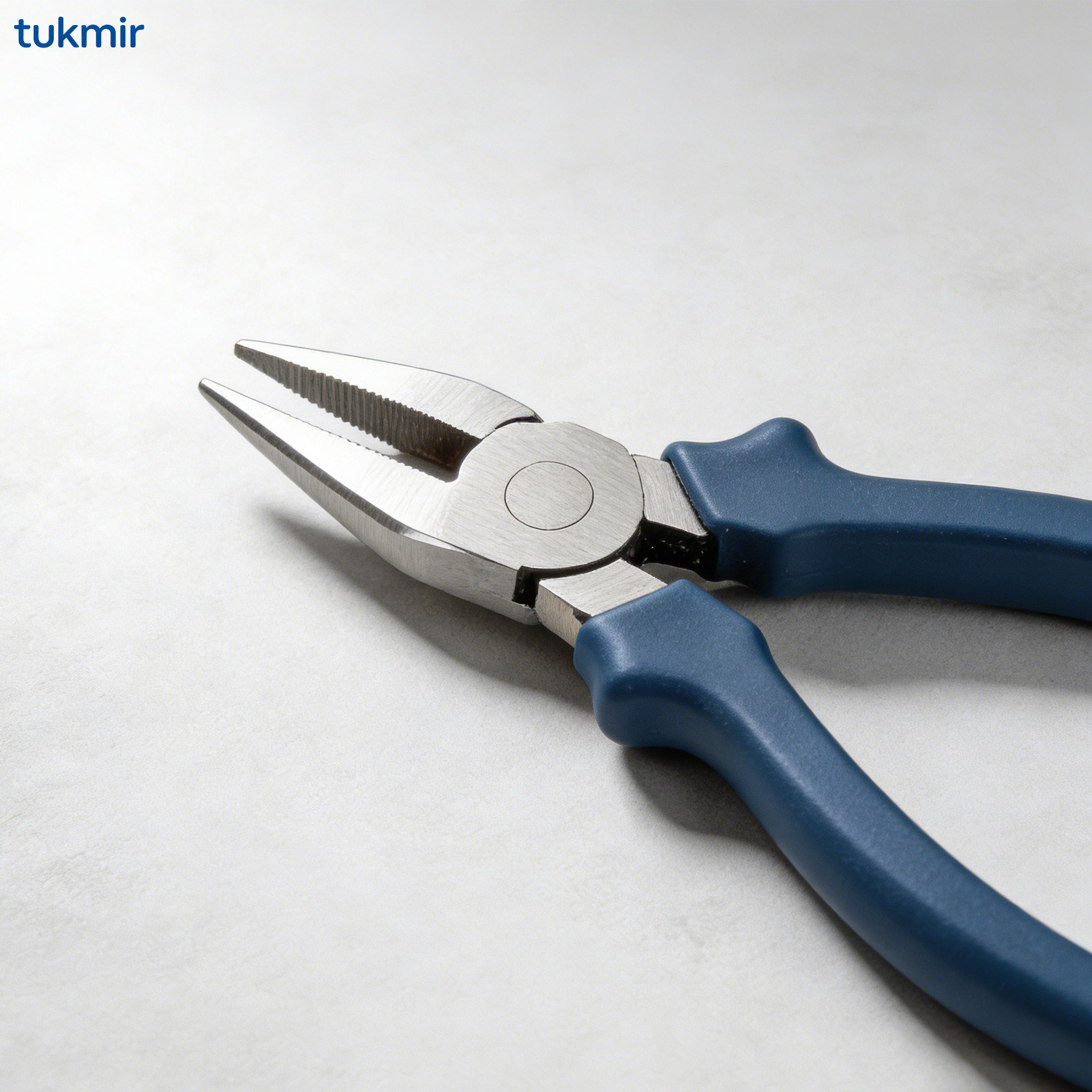 Multi-functional needle-nose pliers (pack of 6)