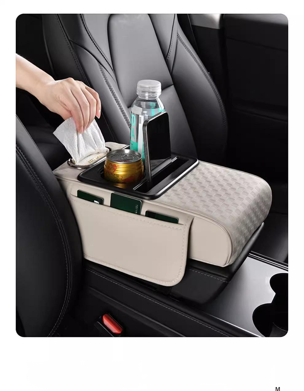 Praktické uspořádání věcí díky 4v1 auto organizéru