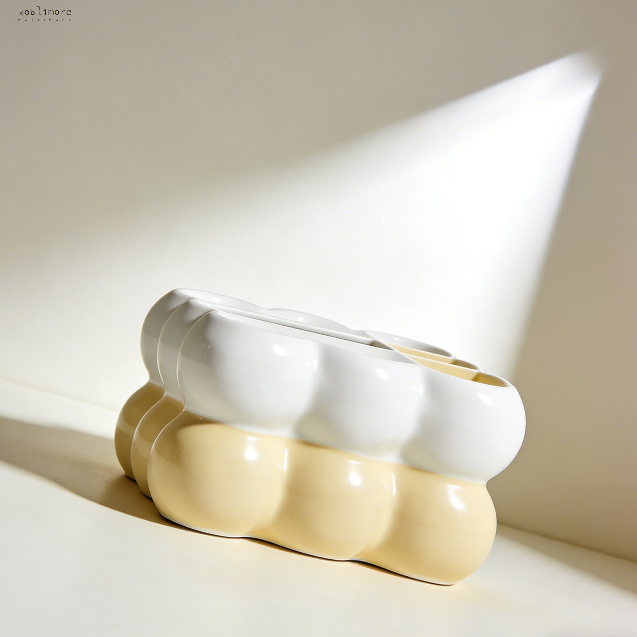 Multi-compartment desktop storage box