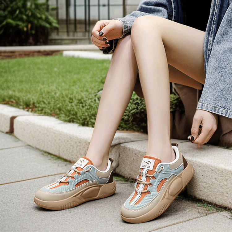 学生厚底板靴通気性レジャーマフィンシューズ厚底小さな白い靴女性