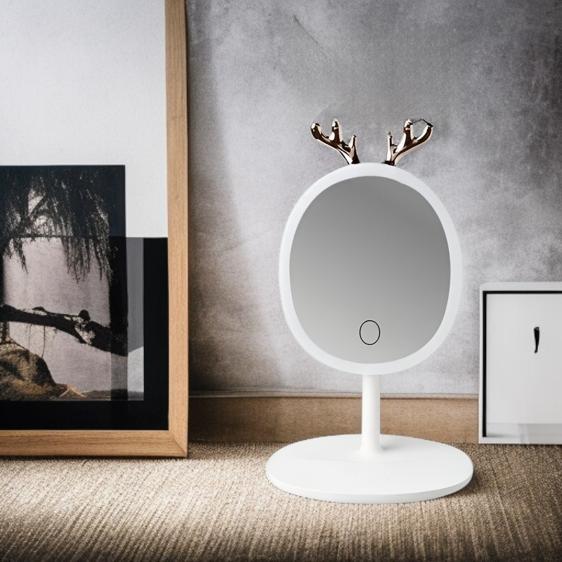 Tragbarer Make-up Spiegel mit kabelloser Ladefunktion