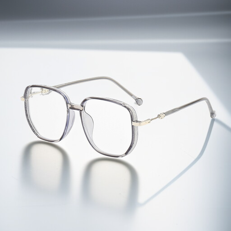 แว่นตาแฟชั่นสำหรับผู้สูงอายุ ใส่แล้วดูดี