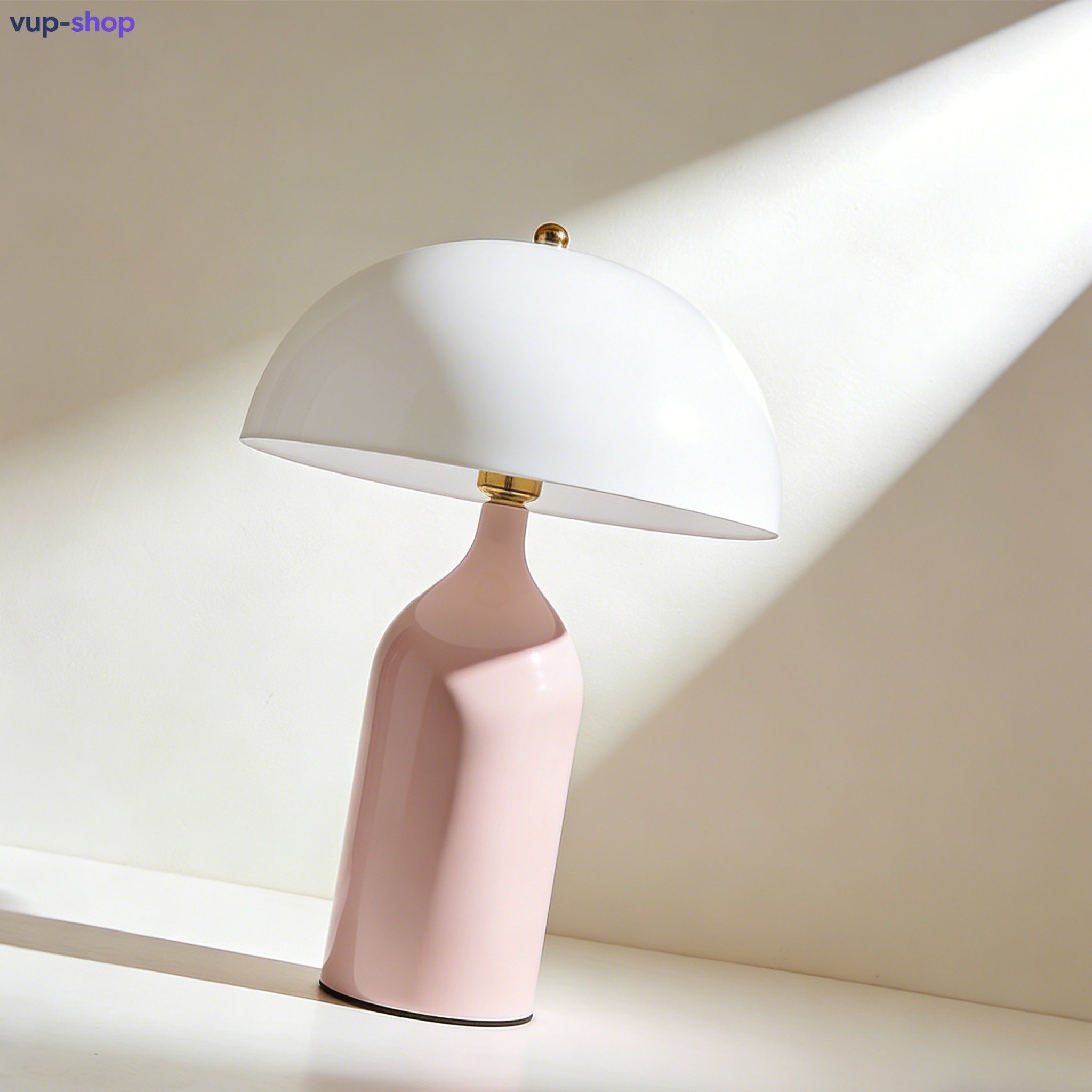 現代風格檯燈點亮客廳