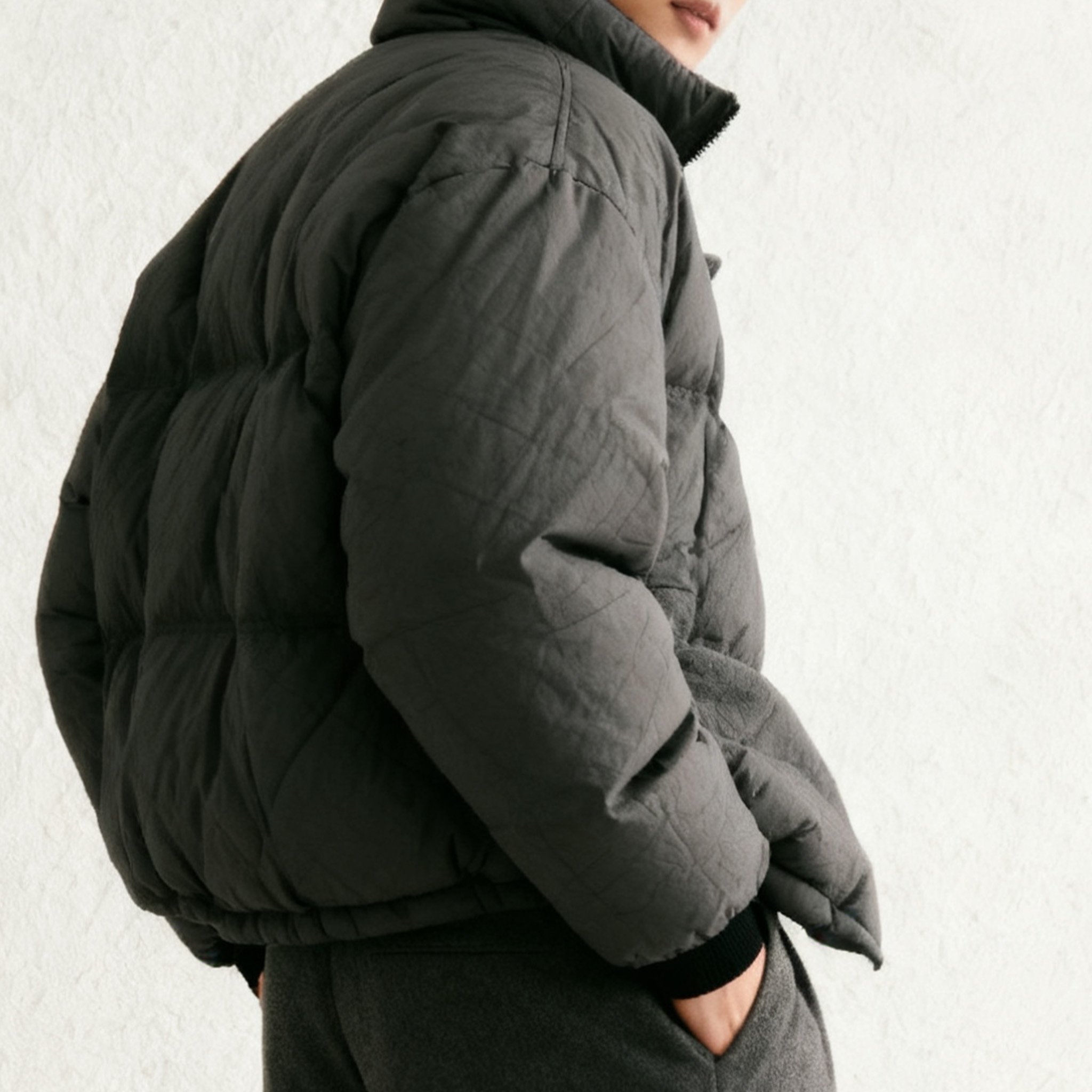 모던 그레이 언밸런스 롱 패딩