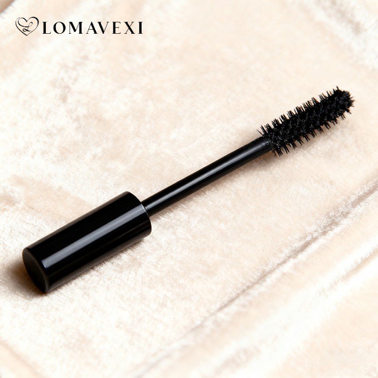 มาสคาร่ากันน้ำติดทนนานสำหรับขนตายาว