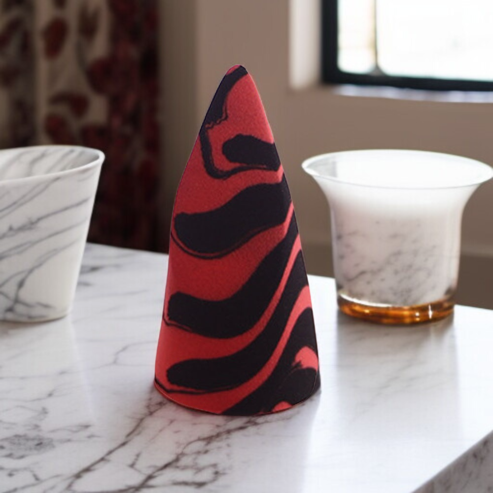 パウダーにも最適な卵型化粧パフ