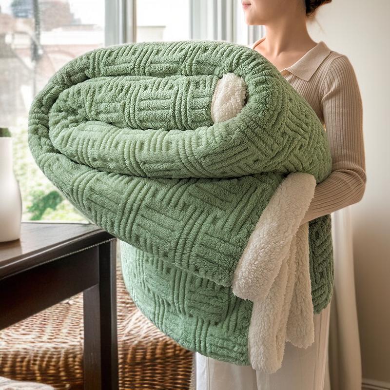 羊羔絨雙層加厚雕花毯子