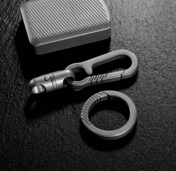 حلقة مفاتيح مقاومة للصدأ