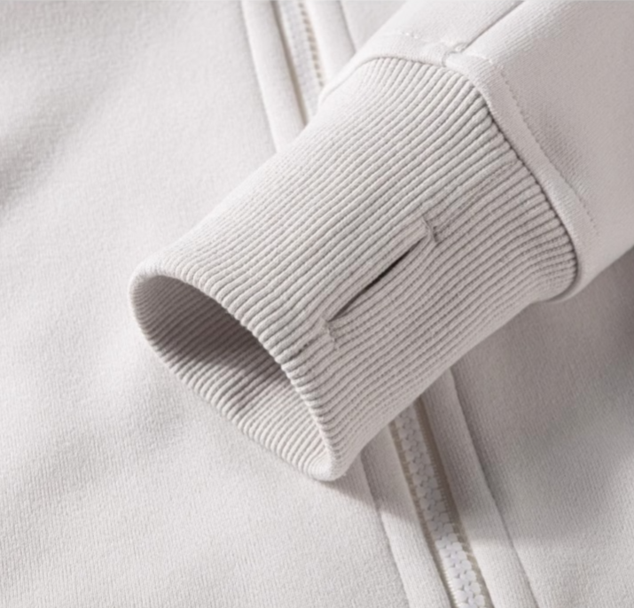 Moderne Slim-Fit Sweatjacke mit Reißverschluss