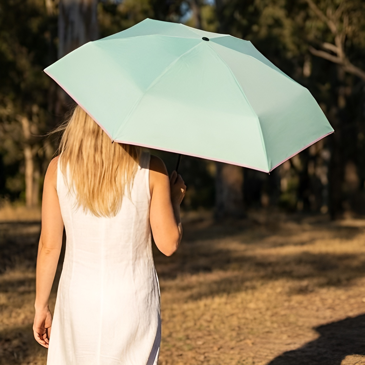 折りたたみ式ミニ日傘