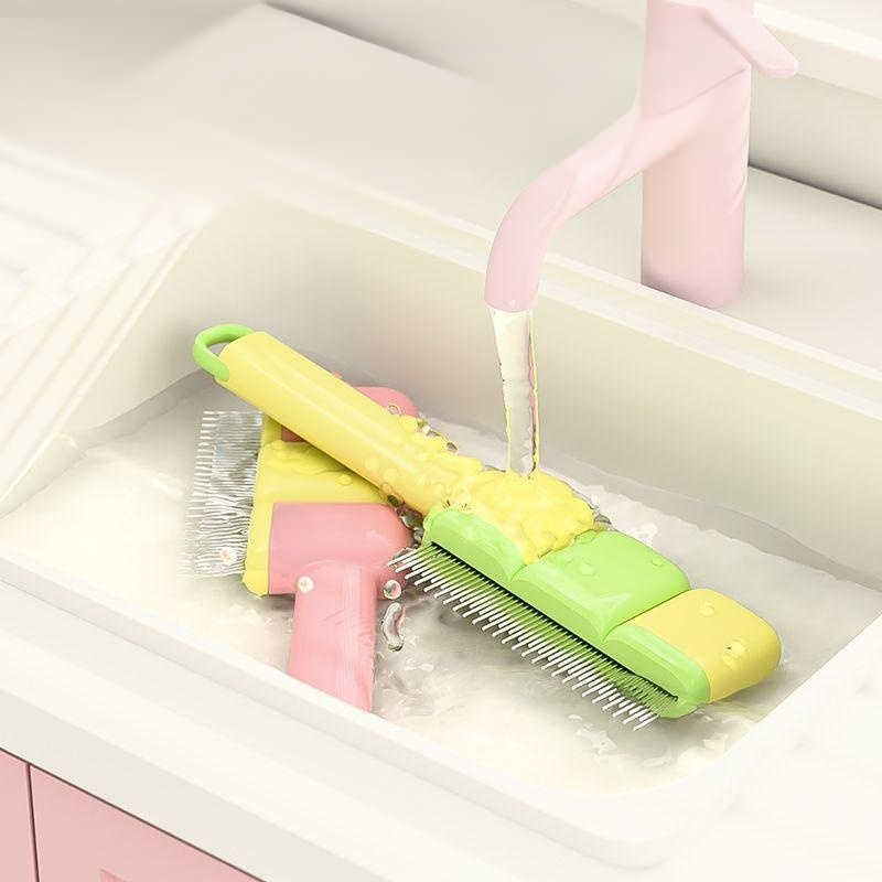 ペットの毛取りコーム