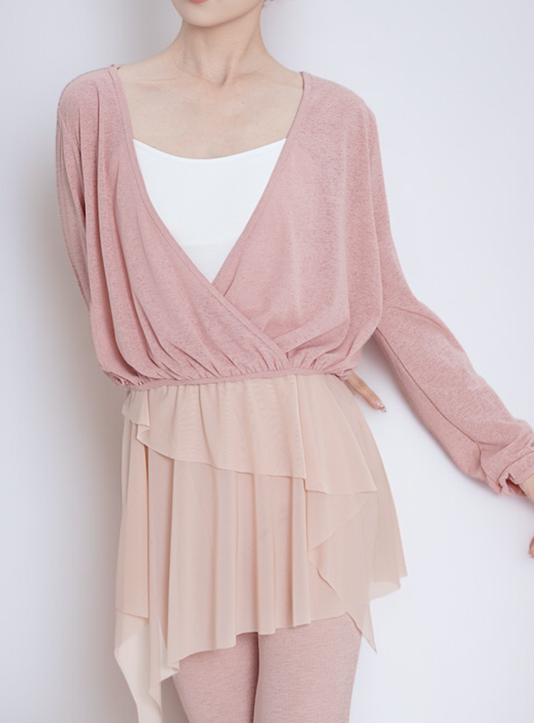 大人も使えるシンプルなスモックデザイン