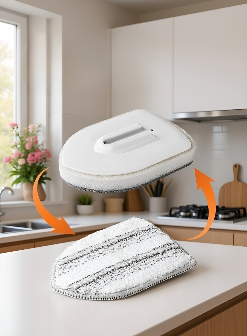 타일 청소에 효과적인 욕실 청소 도구