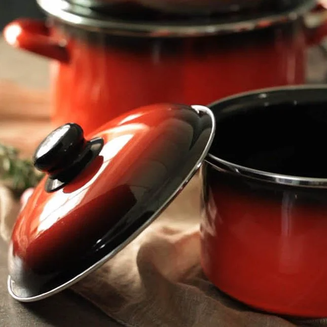 Set of soup pots and frying pans