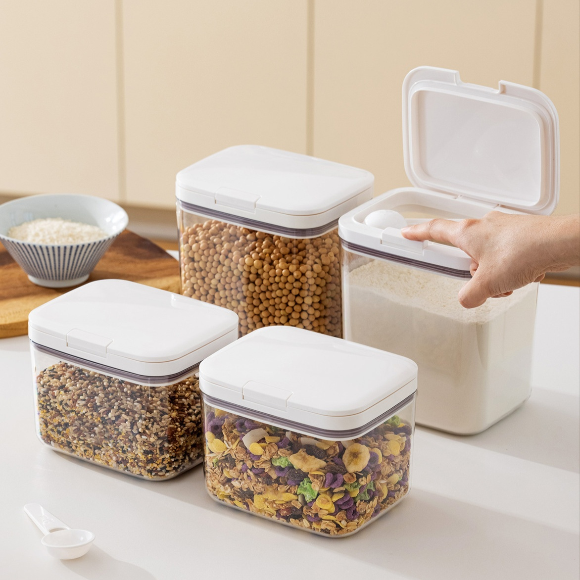 家庭用洗濯洗剤収納ボックス 密閉防湿