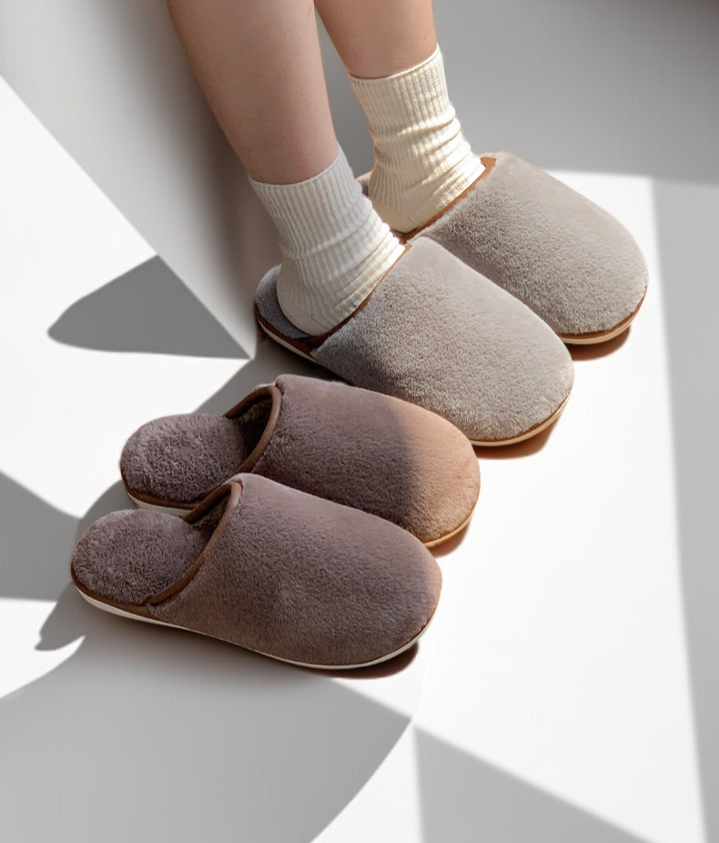 ナチュラルカラーのウール綿スリッパ