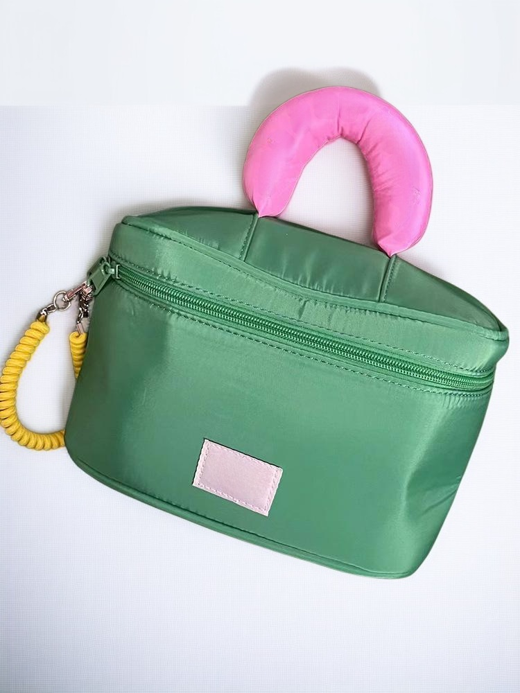 실용적인 대용량 뷰티 아이템