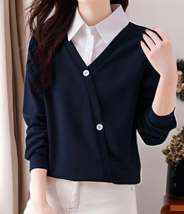 여성 터틀넥 접합 셔츠 전체 이미지