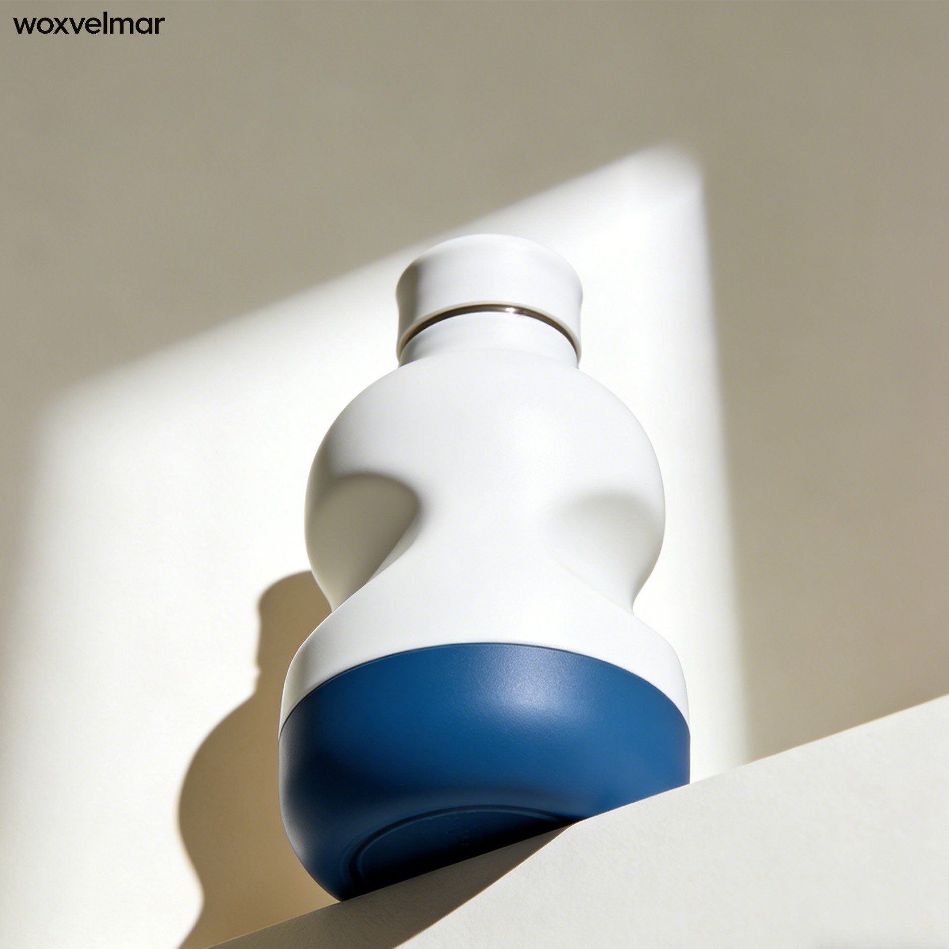 携帯用スポーツウォーターボトル