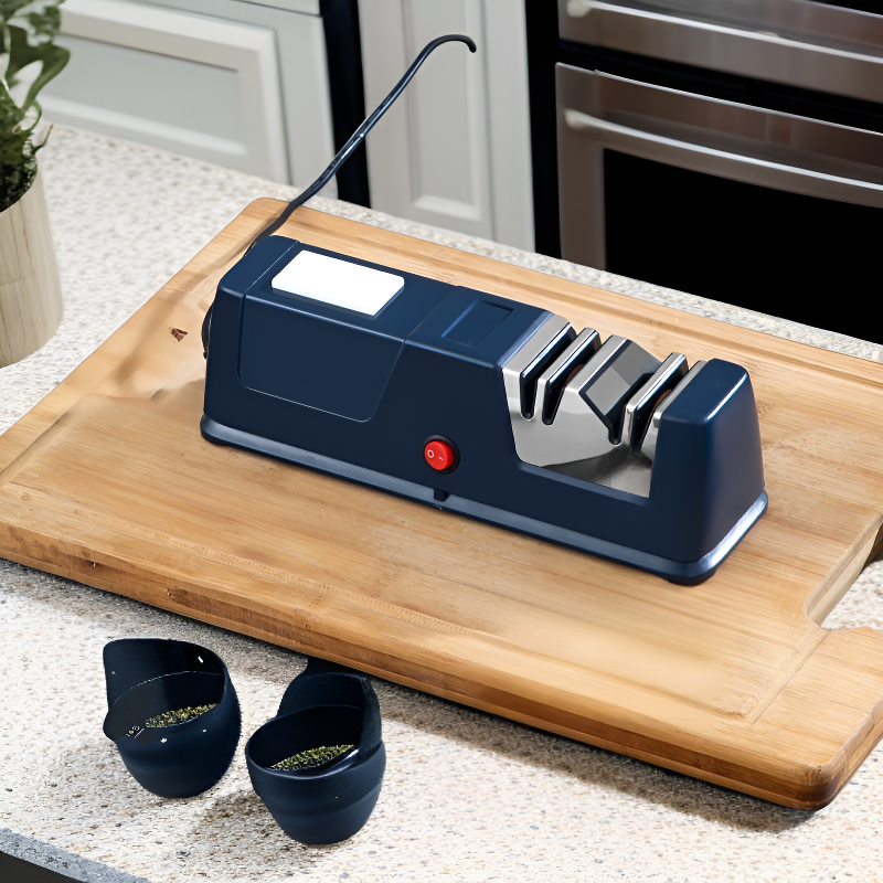 Praktischer 4-in-1 Messerschärfer für den Haushalt, farbige Box