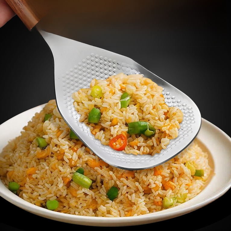 나무 손잡이로 그립감 좋은 밥주걱