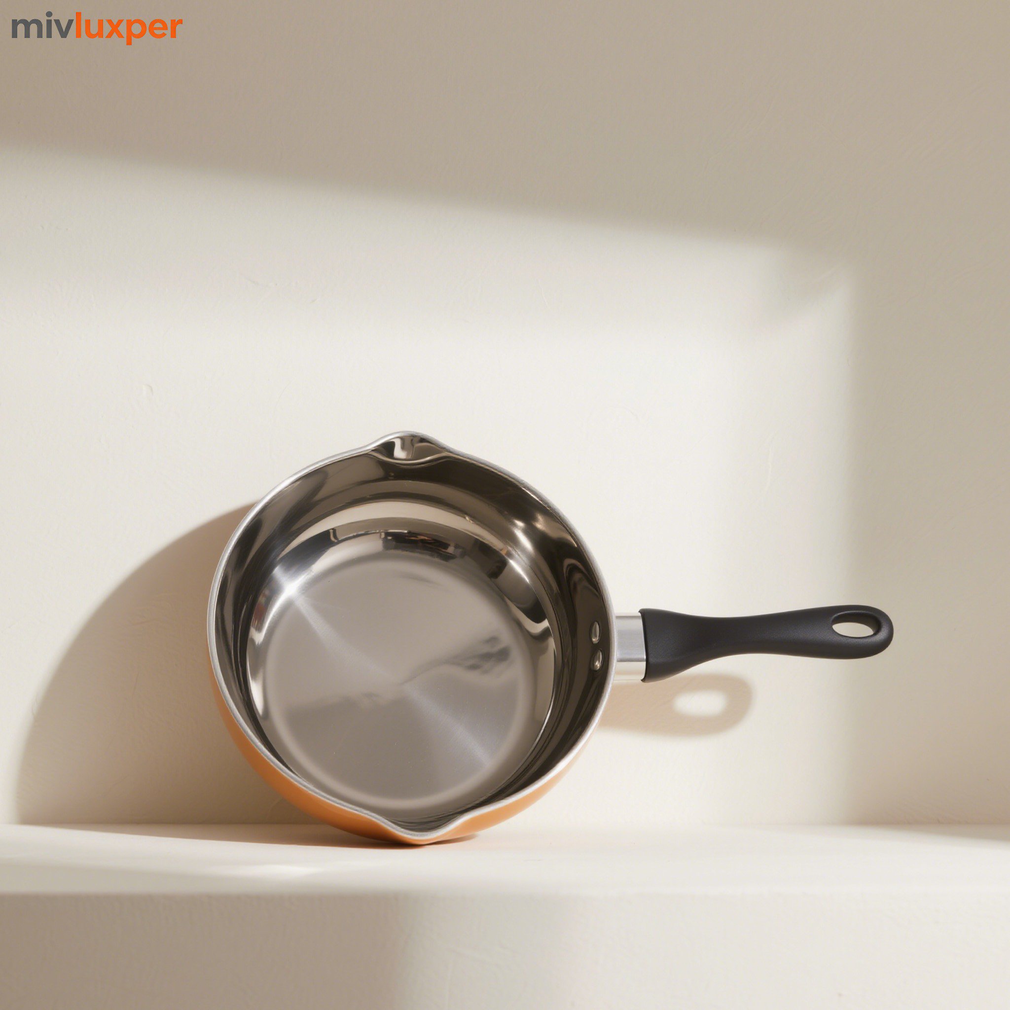 Sartén para tortillas de cerámica antiadherente en cocina moderna