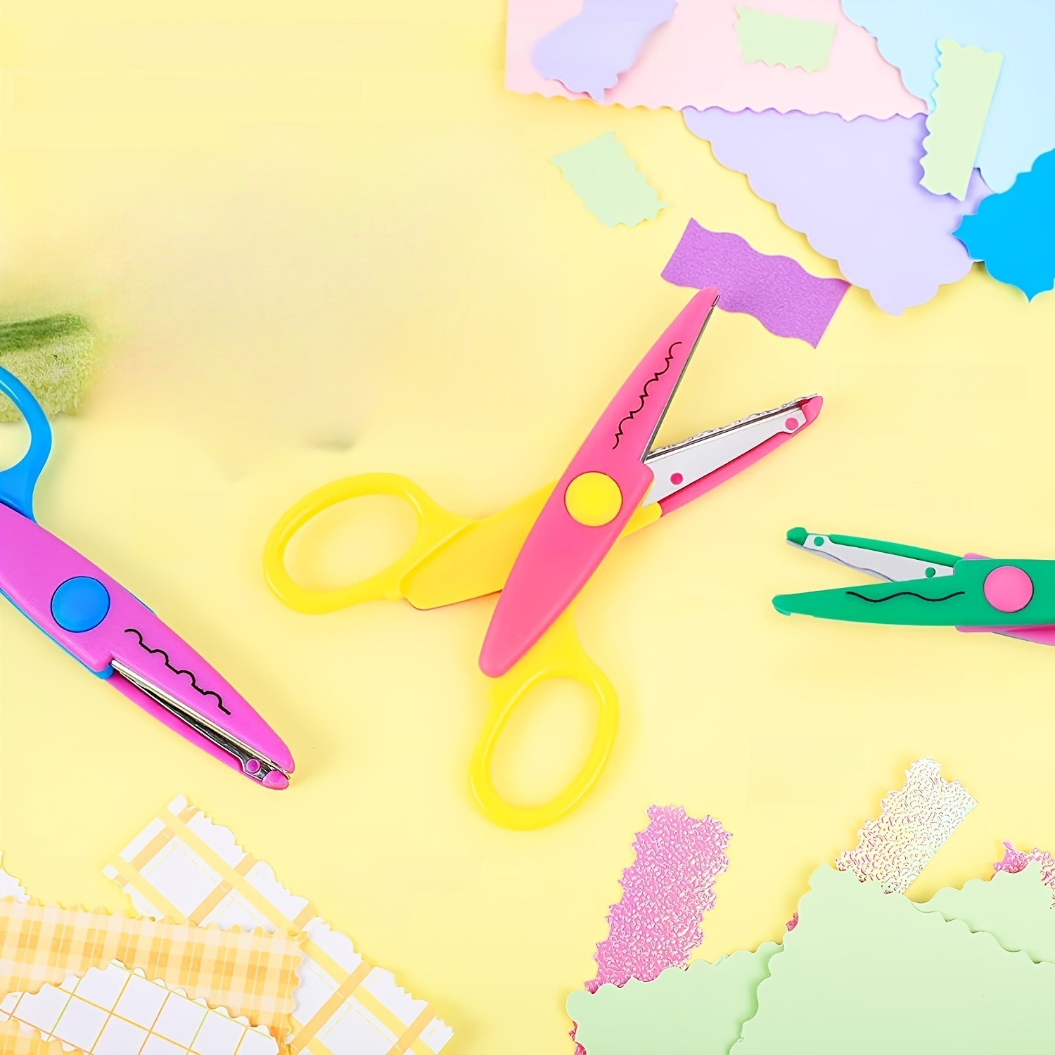 Lace-cut Creative Scissors