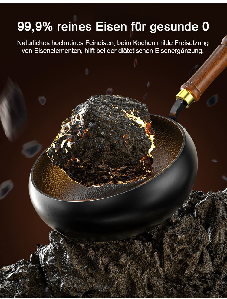 Detailansicht der Hammerschläge auf der Eisenpfanne