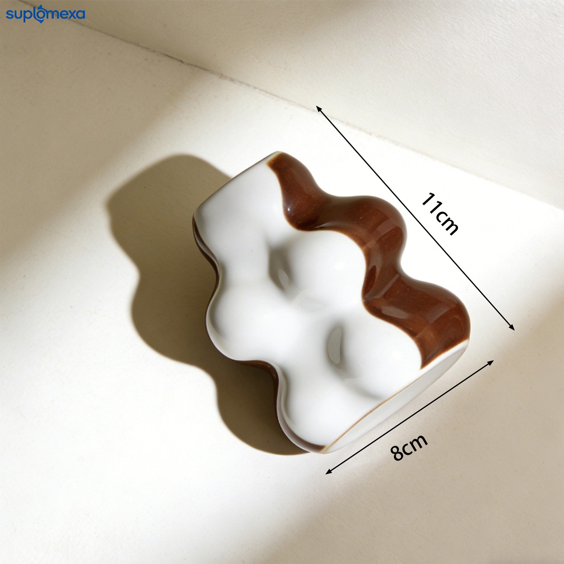 デスクに置かれた卓上飾り