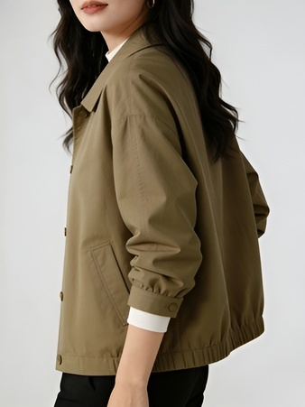 Taillierte Feldjacke mit Reverskragen in Khakigrün