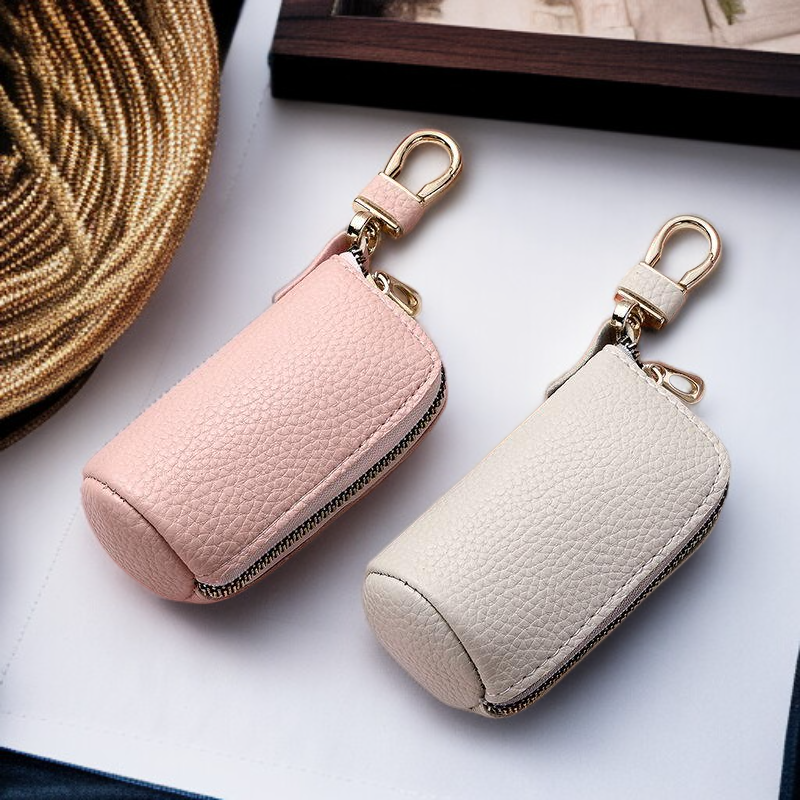 심플하면서도 다기능적인 키 파우치