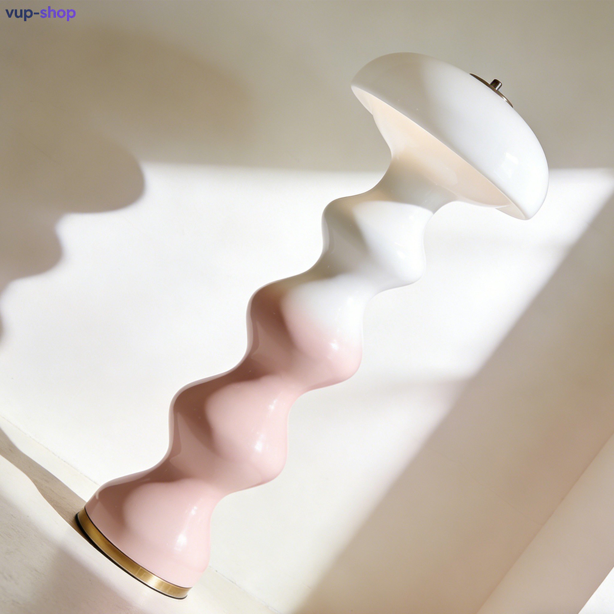 現代簡約LED落地燈全景展示