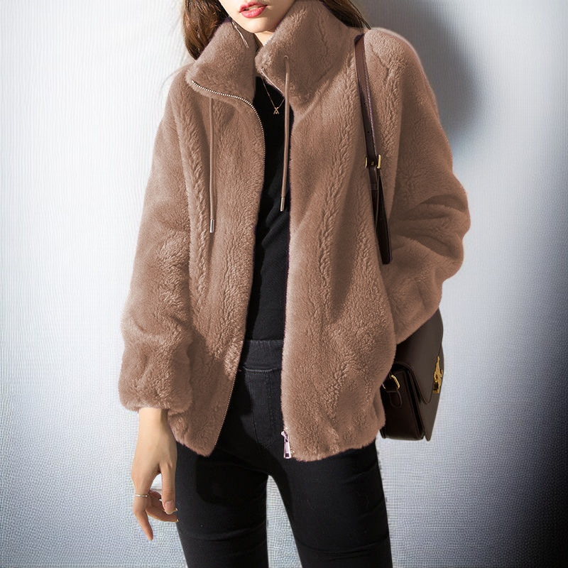 人気の女性用フリース裏地付きジャンパー暖かさとおしゃれさを両立した一着