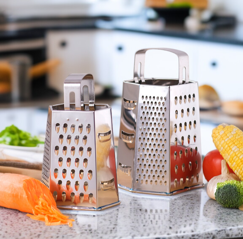 스테인리스 강판으로 감자 강판하기