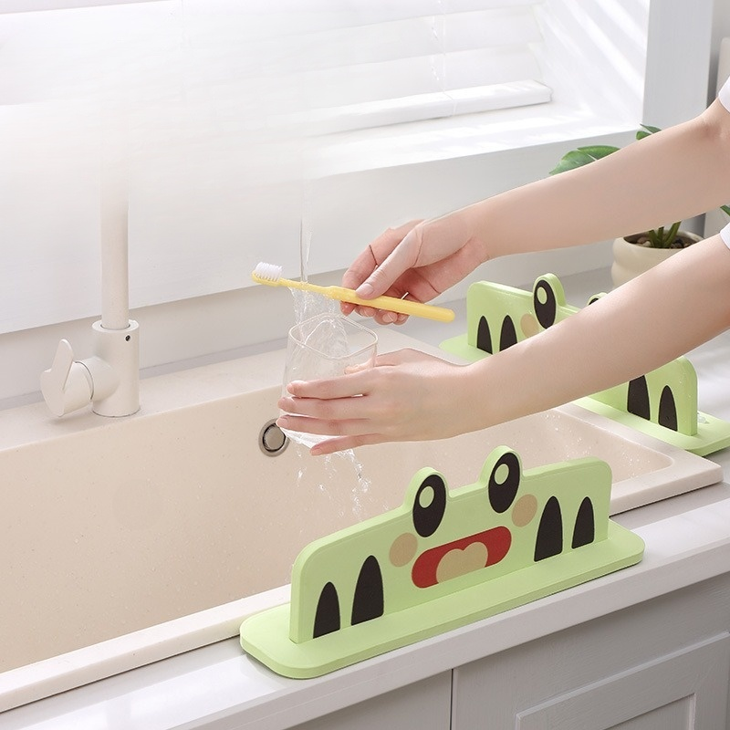 흡착식 싱크대 물막이판