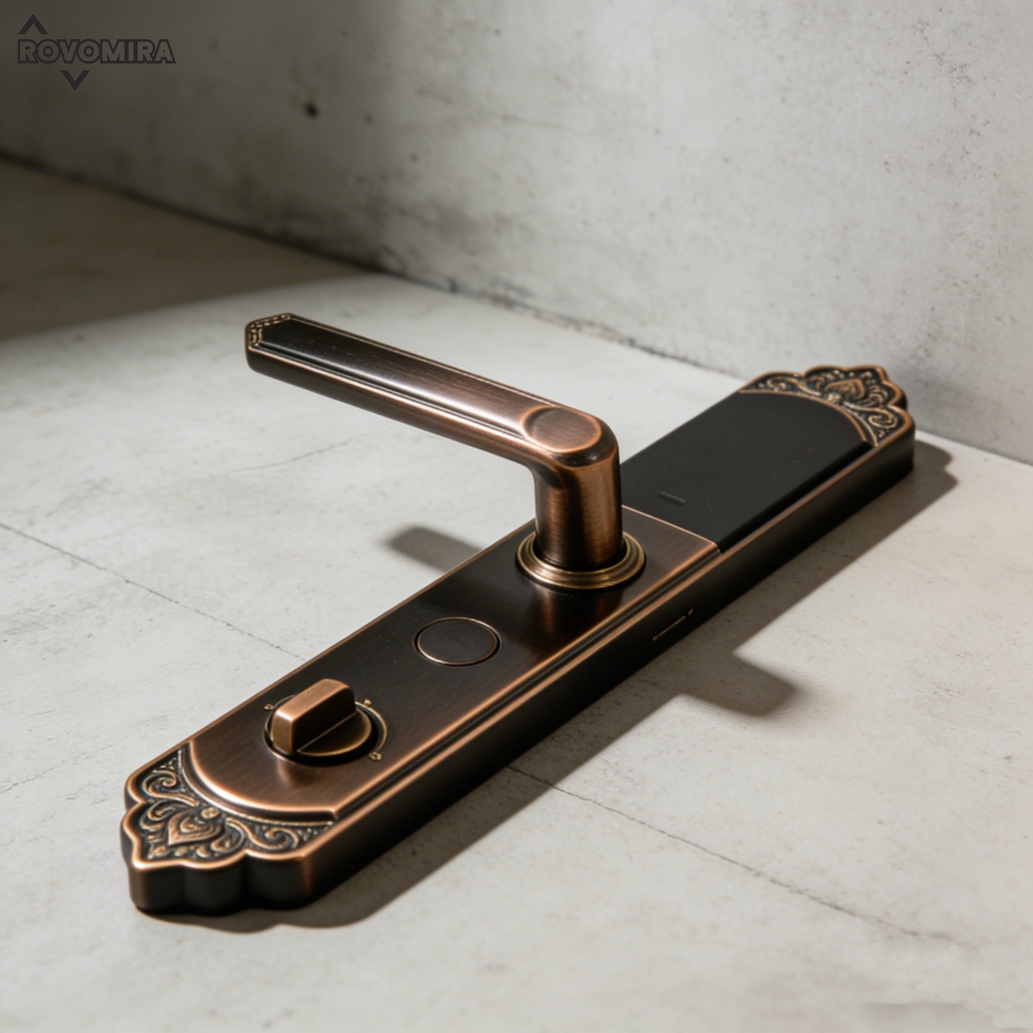 กุญแจประตูเหล็ก