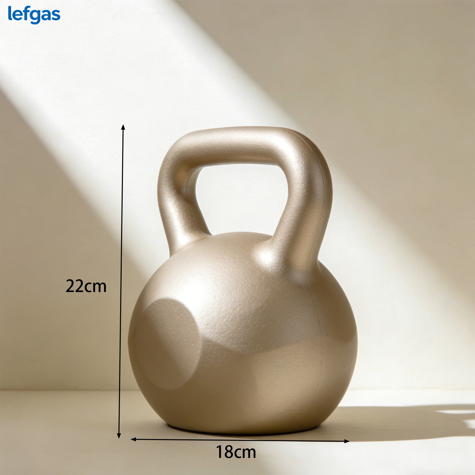 自宅ジムに並ぶ5kgケトルベル