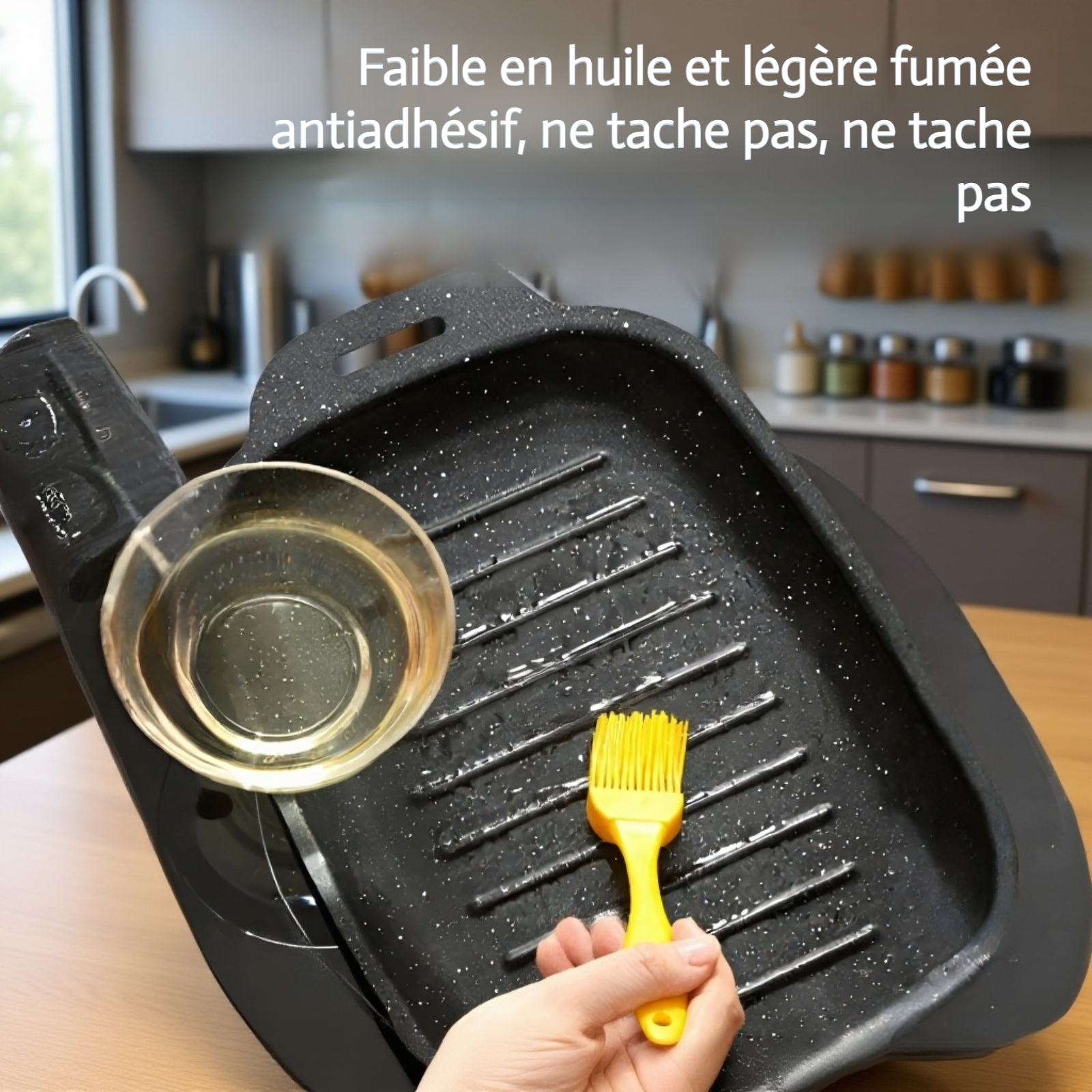 Durable barbecue grill pan with heat-resistant handle