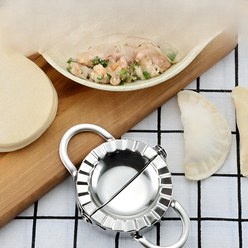  만두 만들기 도구