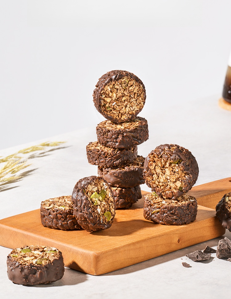 自然素材を使用したオートミールスナック