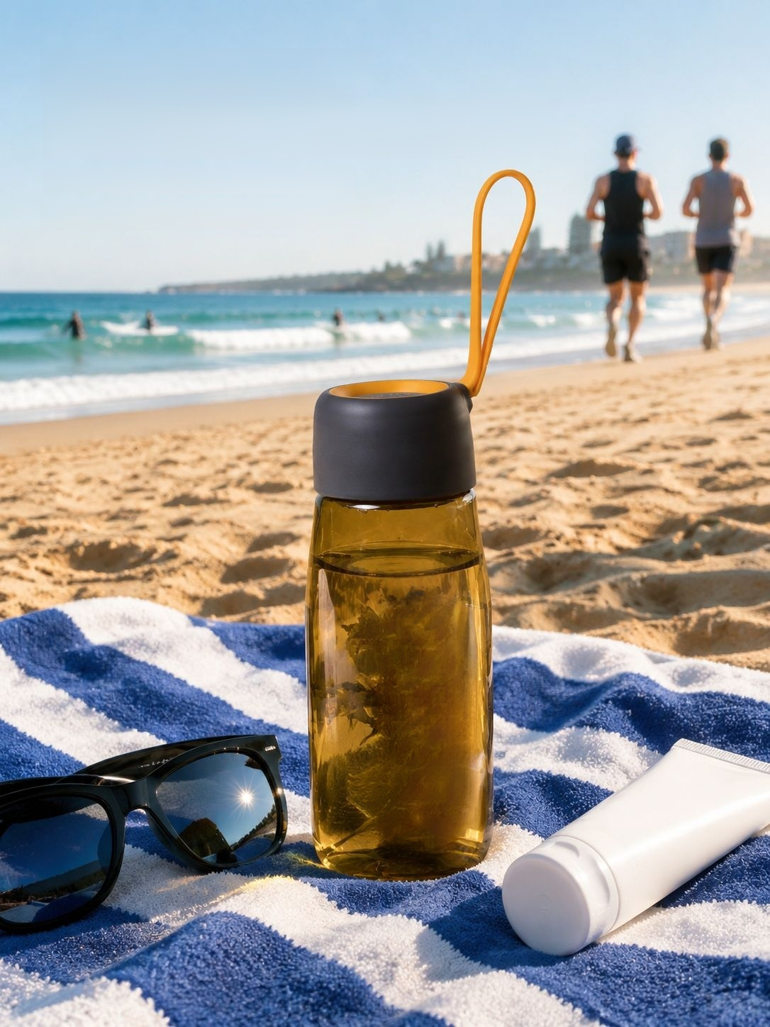 BPA-free and unbreakable plastic cup for travel