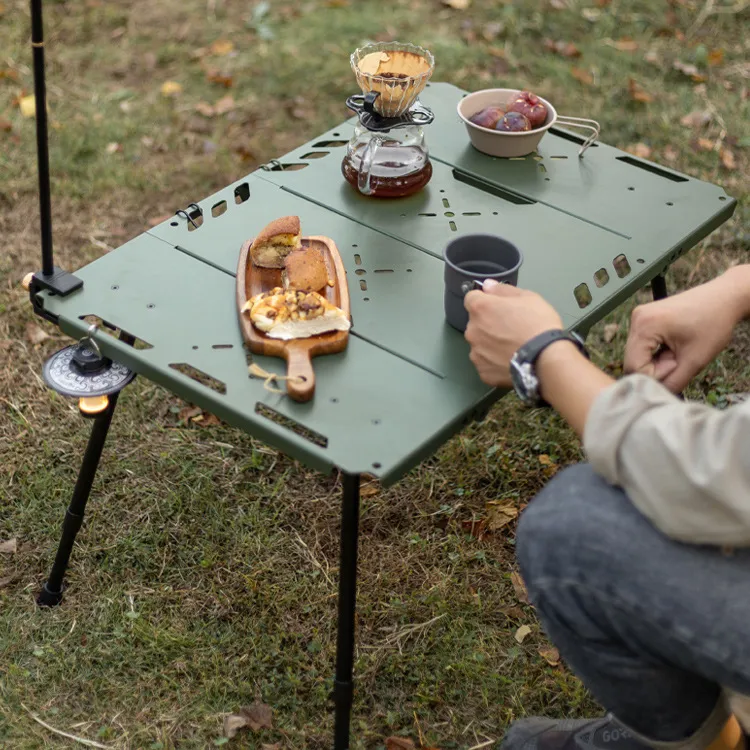 야외 접이식 알루미늄 테이블 휴대용 캠핑 피크닉 테이블 야외 차량용 작은 식탁
