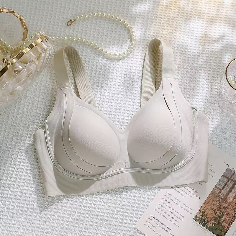 Partitioned Gathered Lifting Wireless Bra