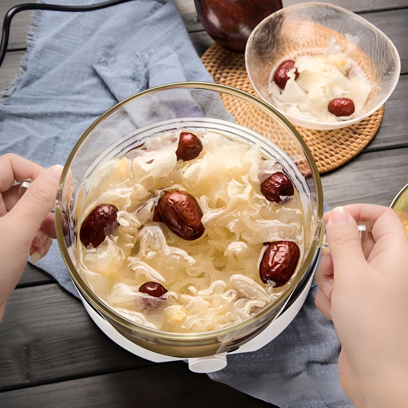 Household soup pot with lid