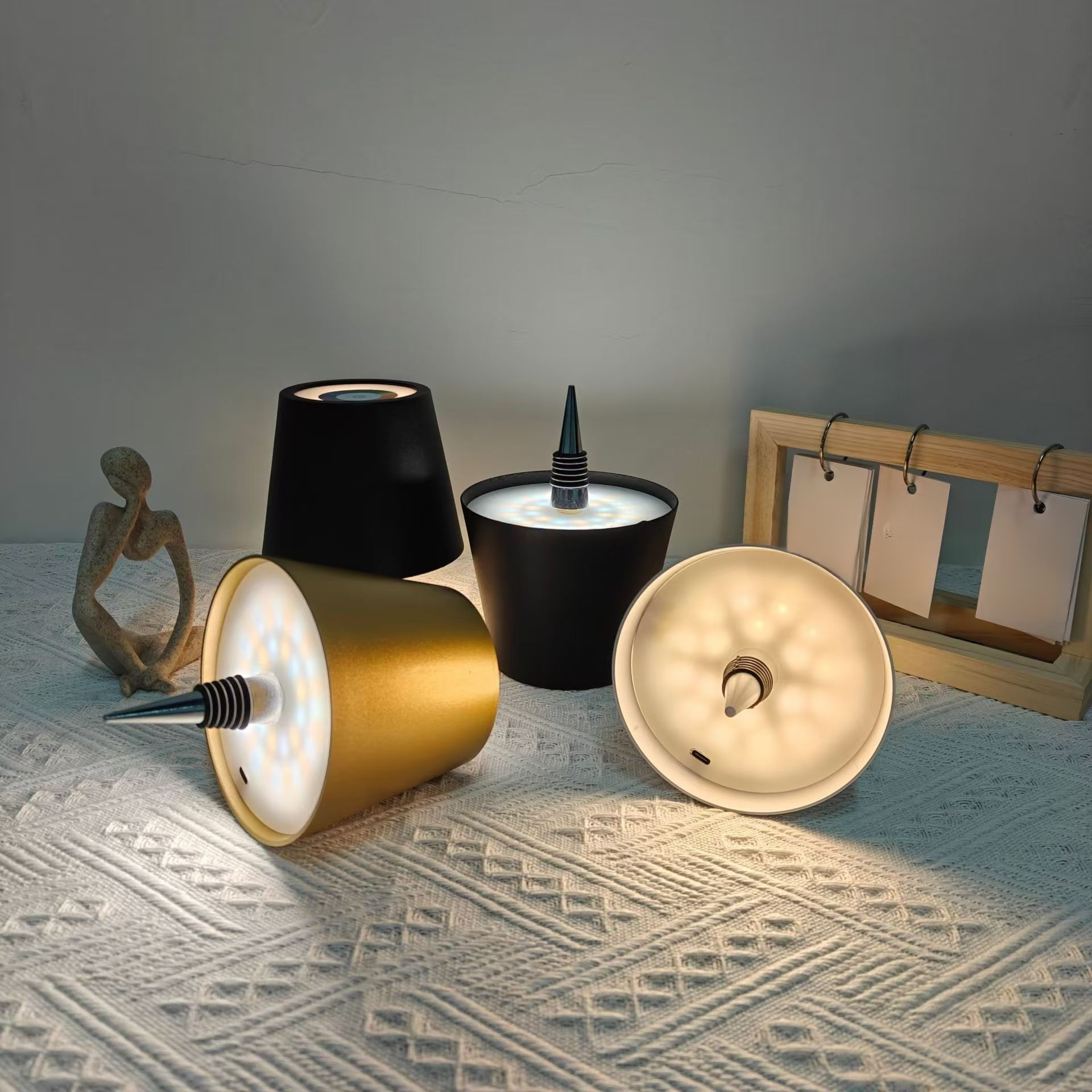 휴대용 내장형 LED 조명