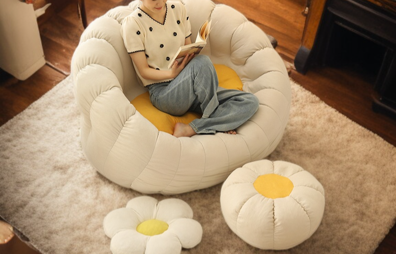 거실 인테리어에 어울리는 빈백 의자